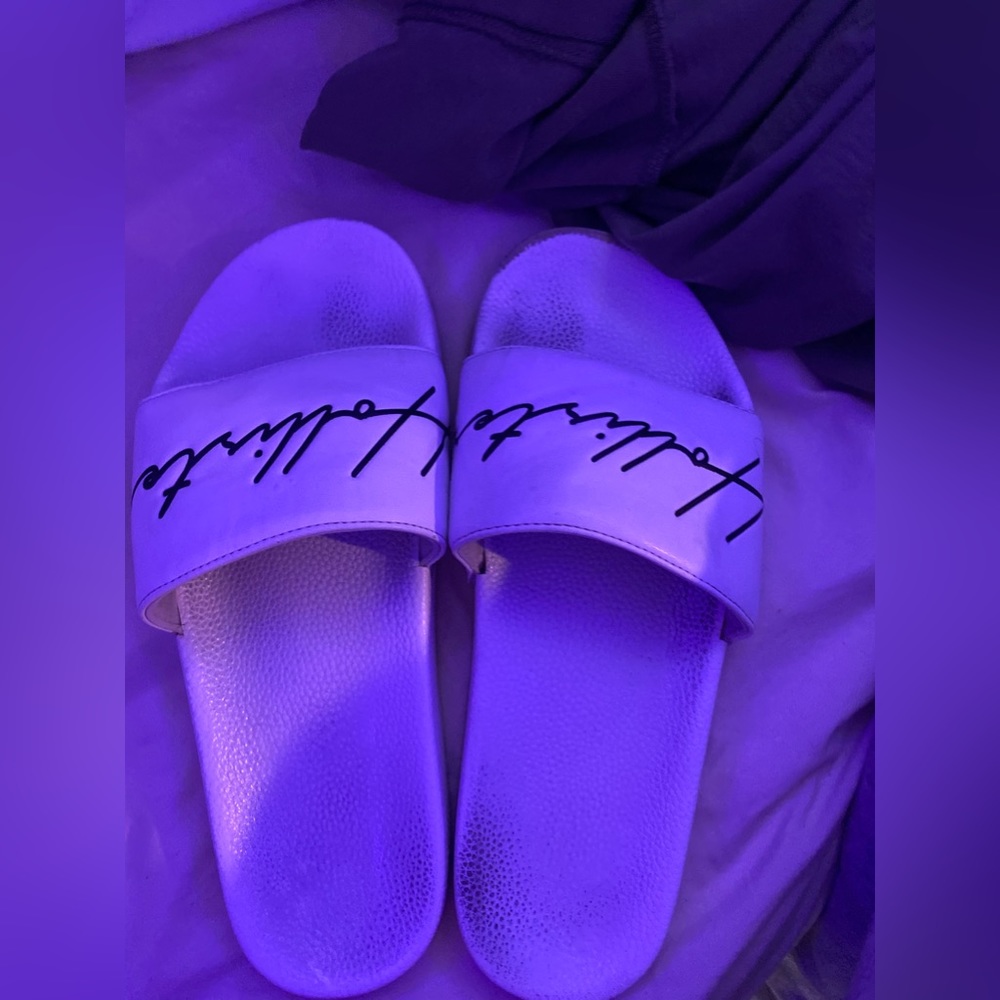hollister white slides